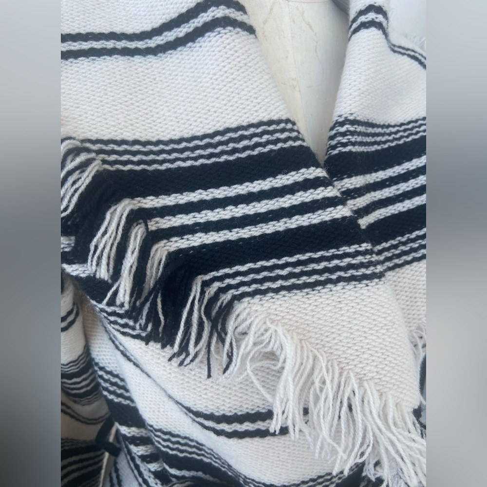 Christian Dior Striped Fringe trim striped Knit Cardigan Jacket with belt - Picture 3 of 10